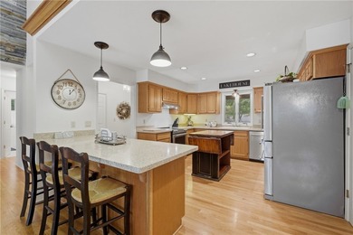 Discover an exceptional single-family residence in the quiet and - photo 19