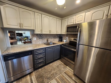 A Must-See Gem in a Vibrant Community! Discover this beautiful - photo 2