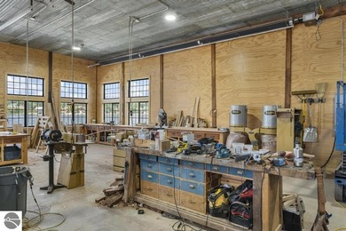 A rare opportunity to acquire a prime multi-use property - photo 40
