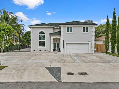 (private lake, pond, coastal) Home For Sale in Miami Florida