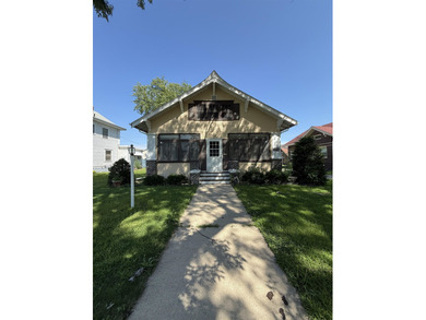 Storm Lake Home For Sale in Storm Lake Iowa