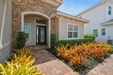 Better than new! 4 BR 4.5 BA with den, bonus room and 3 CG. This - photo 4