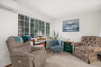 Perched high above the Bay with sweeping views of the Bridge