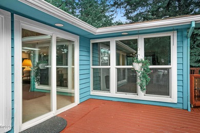 Perched high above the Bay with sweeping views of the Bridge