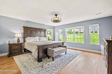 Welcome to this beautifully updated single-story villa in the - photo 33