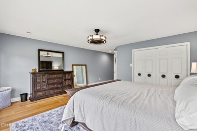 Welcome to this beautifully updated single-story villa in the - photo 34