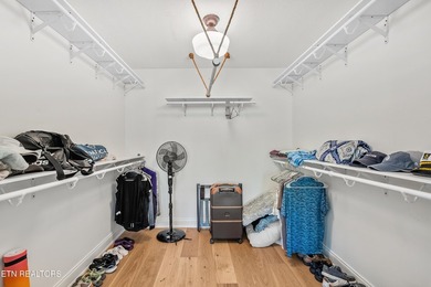 Welcome to this beautifully updated single-story villa in the - photo 35