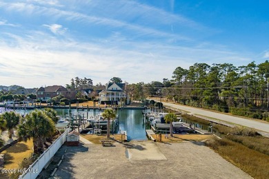 Price Improvement! BOATER'S DREAM meets easy coastal living in - photo 5