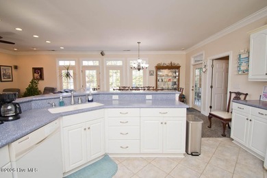 Price Improvement! BOATER'S DREAM meets easy coastal living in - photo 10
