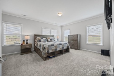 Welcome to easy living in Edgewater, one of Lancaster's most - photo 15