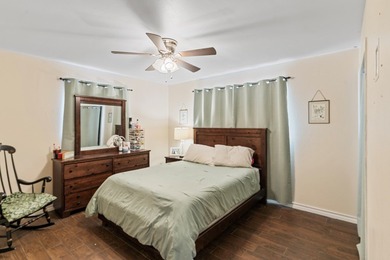 LOOKING FOR SPACE! WELL HERE'S UNIQUE 6 BED/5 BATH HOME. 4