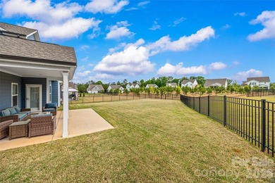 Welcome to easy living in Edgewater, one of Lancaster's most - photo 28