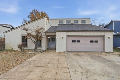 Lake Home For Sale in Jenks, Oklahoma