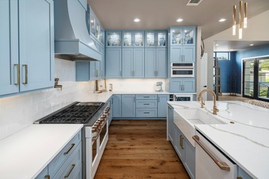 This exquisite Hill Country modern in exclusive Applehead sits - photo 12