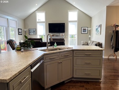 Nestled in the desirable Reserve at Heceta Lake community, this - photo 17