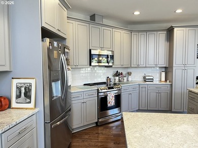 Nestled in the desirable Reserve at Heceta Lake community, this - photo 19