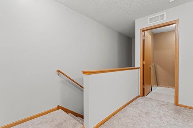 Discover the perfect blend of style and convenience in this - photo 21