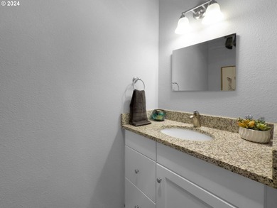 Charming Updated Townhouse in Desirable Harris Heights - Steps - photo 23