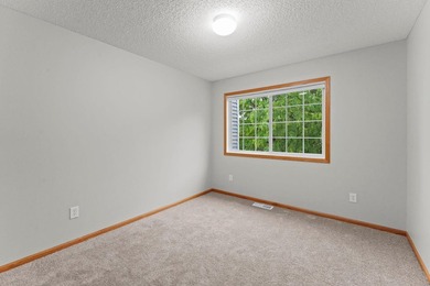 Discover the perfect blend of style and convenience in this - photo 29