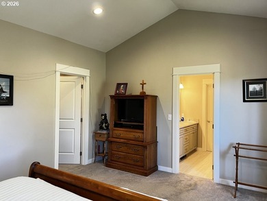 Nestled in the desirable Reserve at Heceta Lake community, this - photo 35