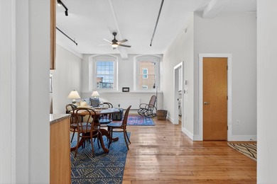 Discover the perfect 1 bedroom, 1 bathroom condo in Biddeford