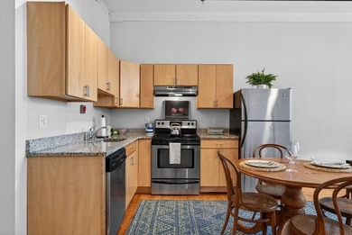Discover the perfect 1 bedroom, 1 bathroom condo in Biddeford