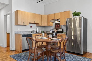 Discover the perfect 1 bedroom, 1 bathroom condo in Biddeford