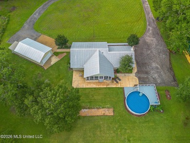 Properties like this rarely exist in Biloxi... and once you - photo 3