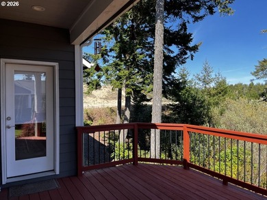 Nestled in the desirable Reserve at Heceta Lake community, this - photo 44