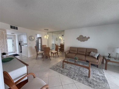 (private lake, pond, coastal) Condo For Sale in Sunrise Florida