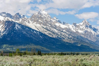 Snake River Acreage For Sale in Jackson Wyoming