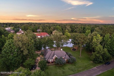 Welcome to 6 Red Head Pointe in Raymond! Tucked away in a quiet - photo 2