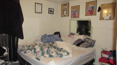 Affordable investment opportunity with a tenant in place paying - photo 5
