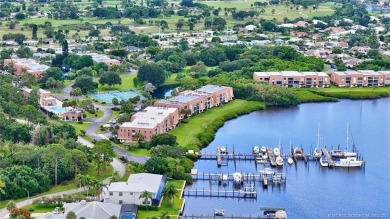 Lake Condo For Sale in Port Saint Lucie, Florida