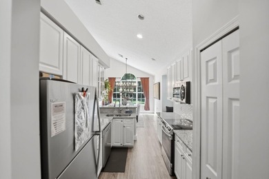 Check out this 3 BED 2.5 BATH home in Lake Charles! Offered - photo 6