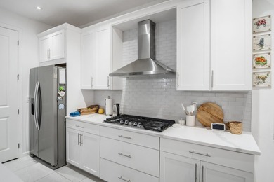 Welcome to this single-story residence in the Emery II community - photo 8
