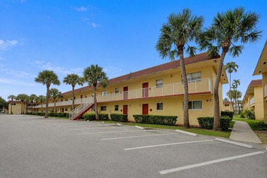 Exceptional opportunity to own a versatile residence in the - photo 1