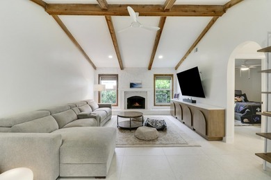 Welcome to 30 Chestnut Trail in the heart of Tequesta! This - photo 24