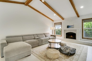 Welcome to 30 Chestnut Trail in the heart of Tequesta! This - photo 25