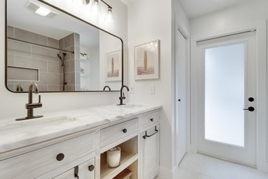 Welcome to 30 Chestnut Trail in the heart of Tequesta! This - photo 29