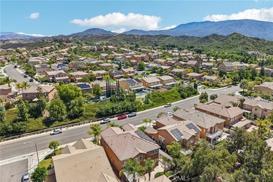 Welcome to this exceptional residence, showcasing beautiful curb - photo 32