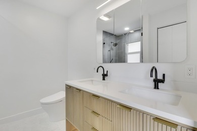 Welcome to 30 Chestnut Trail in the heart of Tequesta! This - photo 32