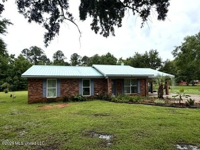 Welcome home to this spacious and beautifully laid out - photo 2