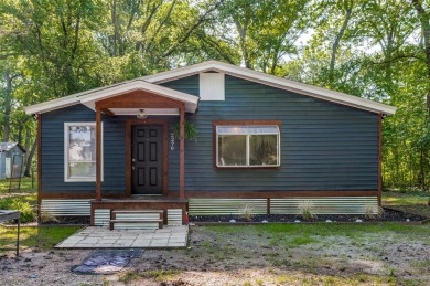 (private lake, pond, creek) Home Under Contract in Melissa Texas