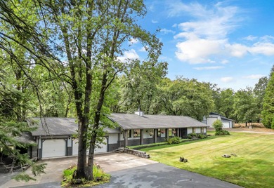 (private lake, pond, creek) Home For Sale in Mccloud California