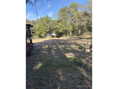 OPPORTUNITY KNOCKS! 3BR/2BA Plus Den/Ofc 1,472 SF on Half Acre! - photo 4