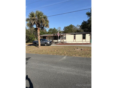 OPPORTUNITY KNOCKS! 3BR/2BA Plus Den/Ofc 1,472 SF on Half Acre! - photo 5