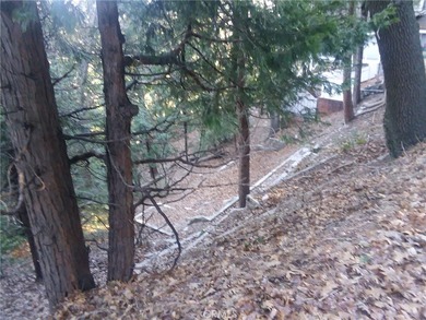 Lake Gregory Lot For Sale in Crestline California