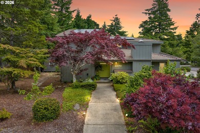 Siuslaw River Home For Sale in Florence Oregon