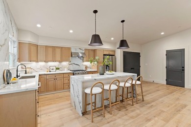 The grass is greener on Fernside! This home was expanded to 2 - photo 17
